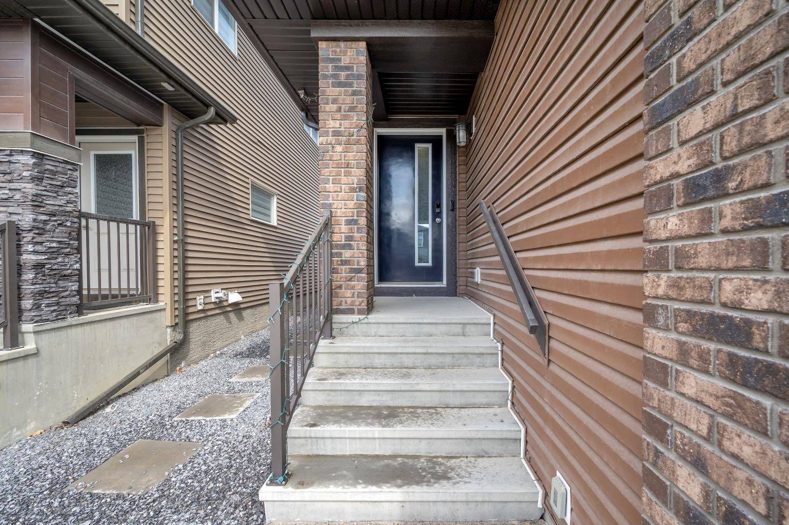 Calgary, AB T3J 2H6,327 Savanna WAY NE