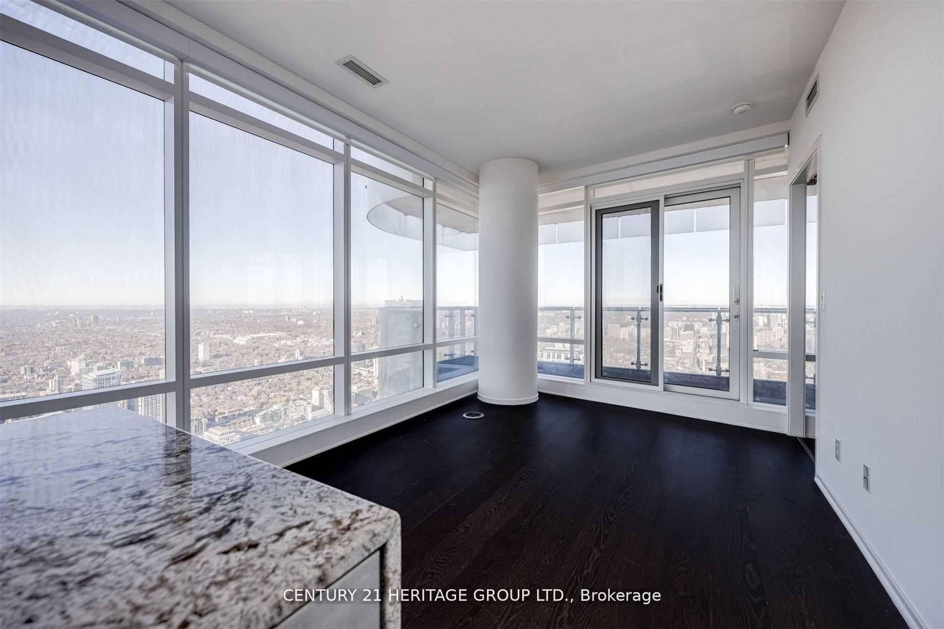 Toronto C08, ON M4W 0A8,1 Bloor ST E #6409