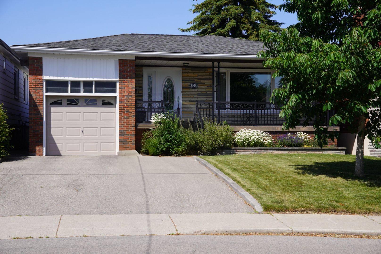 98 North Woodrow BLVD, Toronto E04, ON M1K 1W8