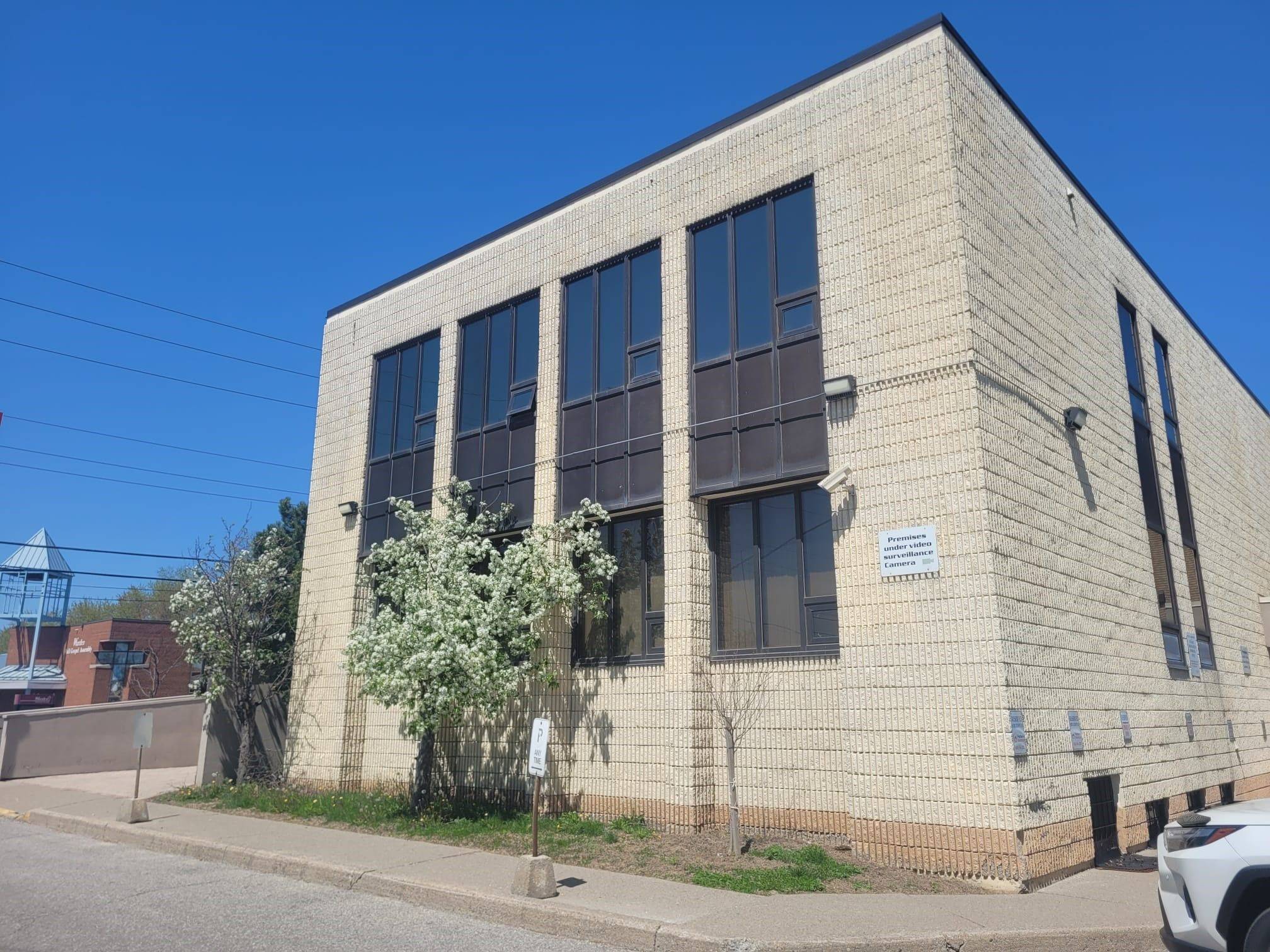 Toronto E05, ON M1T 1V5,2201 Warden AVE