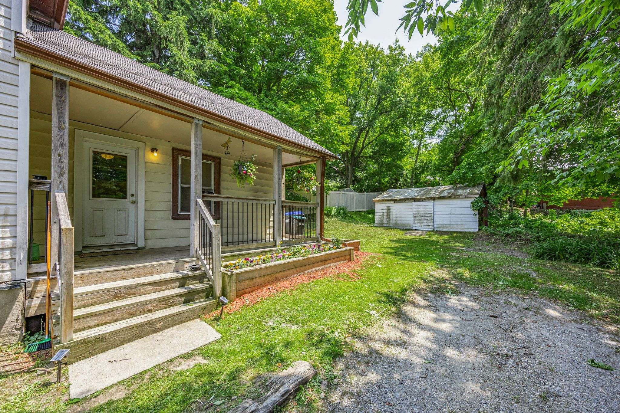Innisfil, ON L0L 1L0,17 Church ST