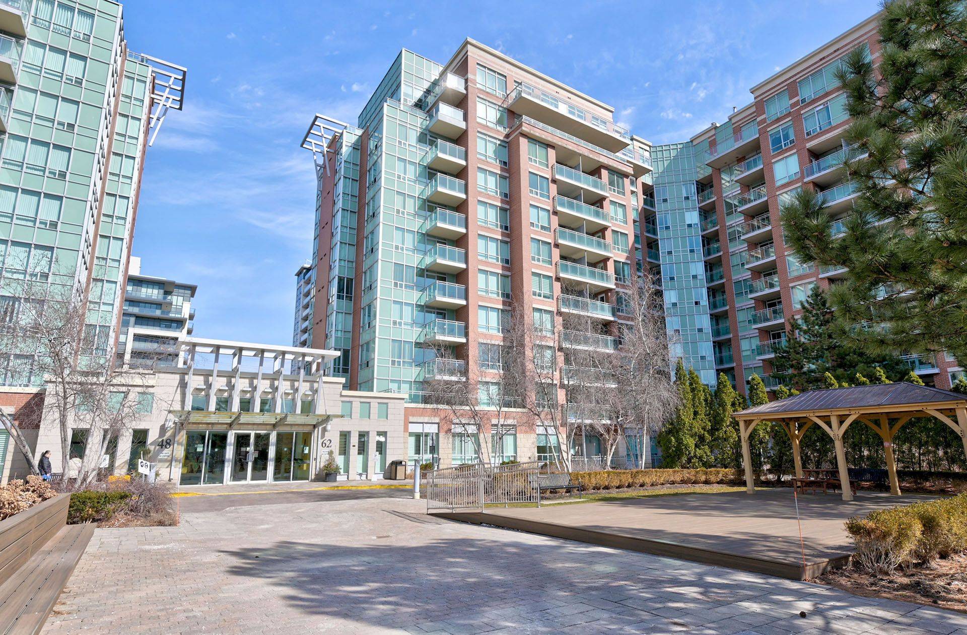 62 Suncrest BLVD #717, Markham, ON L3T 7Y6