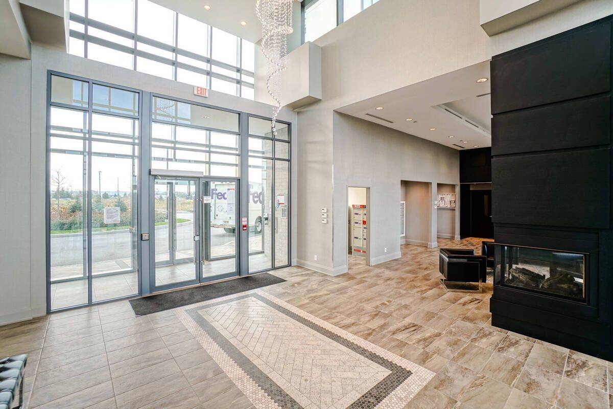 Brampton, ON L6P 1B9,65 Yorkland BLVD #1004