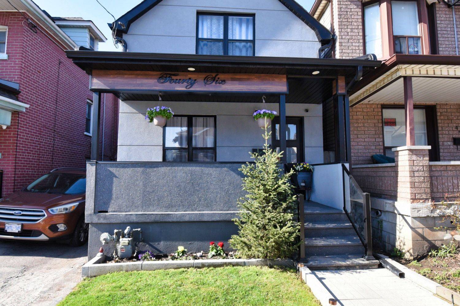 Hamilton, ON L8L 2M3,46 Rosemont AVE