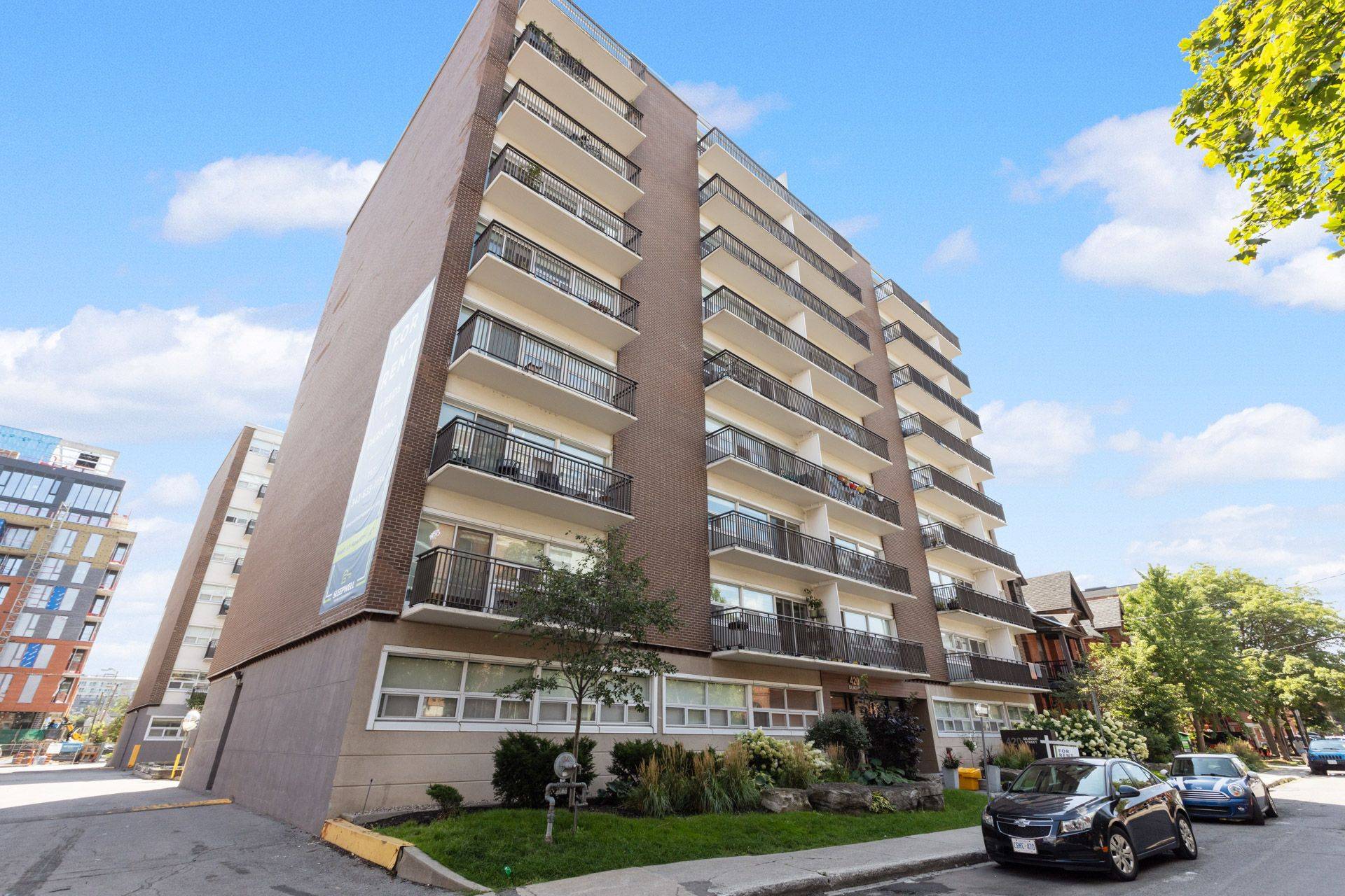 420 Gilmour ST #703, Ottawa Centre, ON K2P 0R9