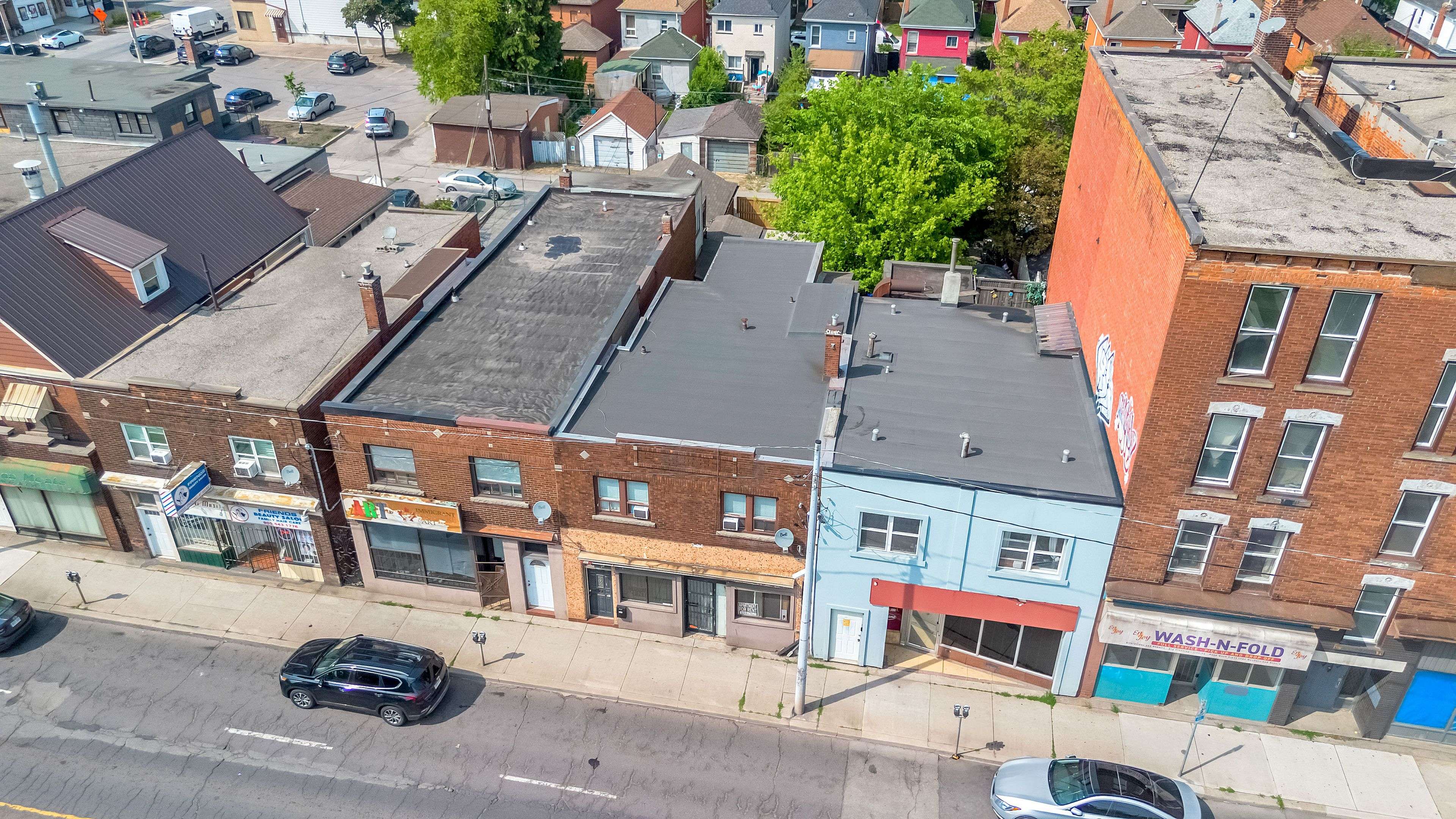 Hamilton, ON L8L 3A5,691 Barton ST E