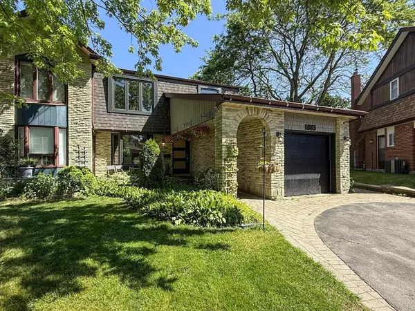 Pickering, ON L1V 3J5,1883 Una RD