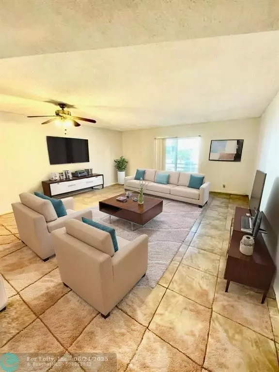 Lauderhill, FL 33313,2061 NW 47th Ter #210