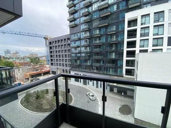 Richmond Hill, ON L4C 5T6,3 Rosewater ST #510