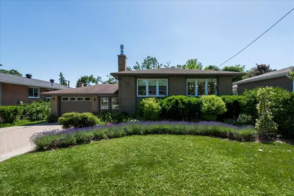 Barrie, ON L4M 1T6,31 Mountbatten CRES