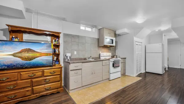 Brampton, ON L7A 3V8,21 Chalkfarm CRES