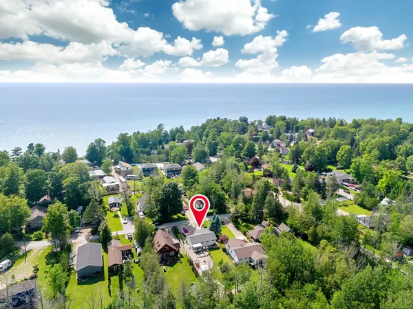 Central Huron, ON N7A 3X8,7 Andrews CRES