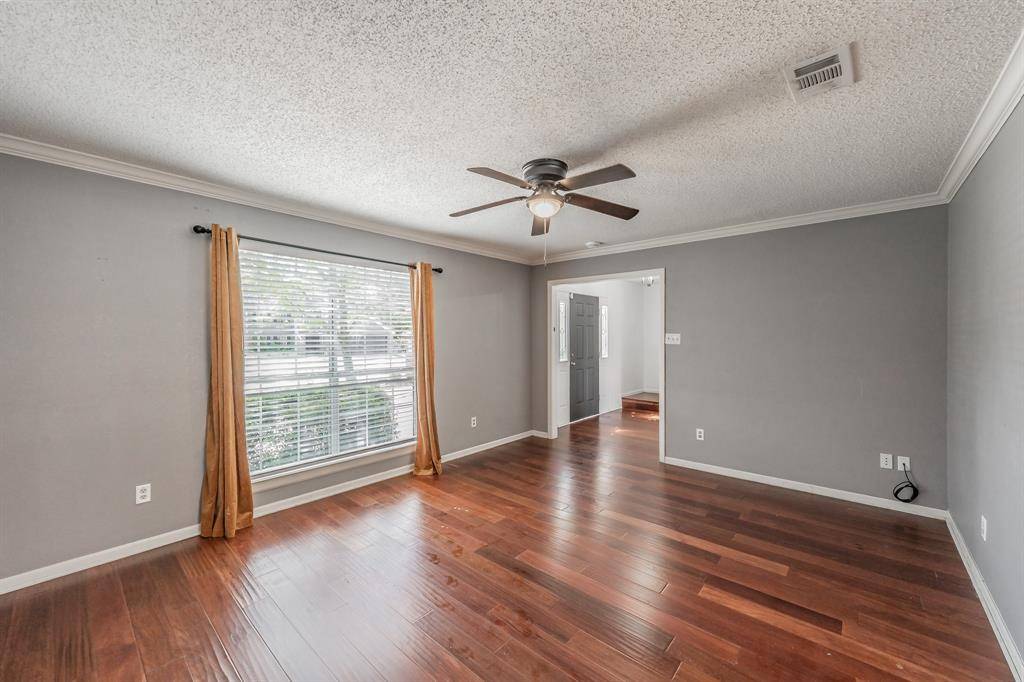 Dallas, TX 75249,8411 Creekbluff Drive