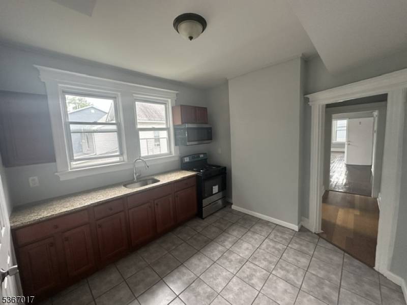 East Orange City, NJ 07018,314 Amherst St