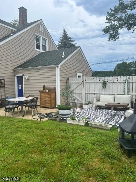 Bloomfield Twp., NJ 07003,1637 Broad St