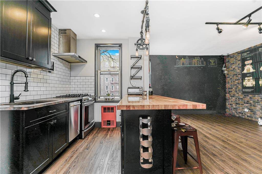 Brooklyn, NY 11209,9707 4th AVE #4P