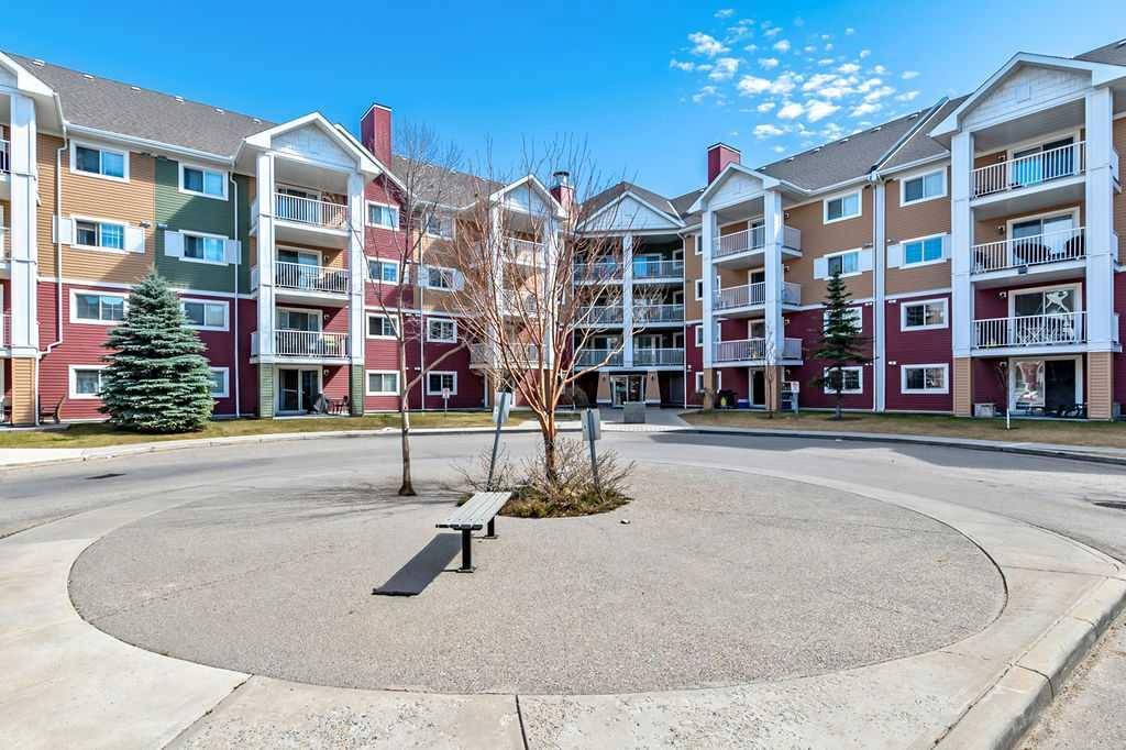 Calgary, AB T2Z 0B3,10 Prestwick Bay Southeast #3326