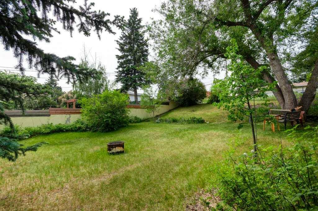 Calgary, AB T3B 2K2,4355 69 ST NW