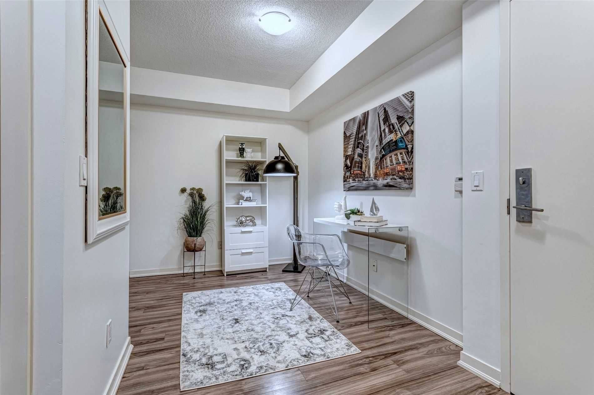 Toronto C01, ON M6K 3R1,59 East Liberty ST #209