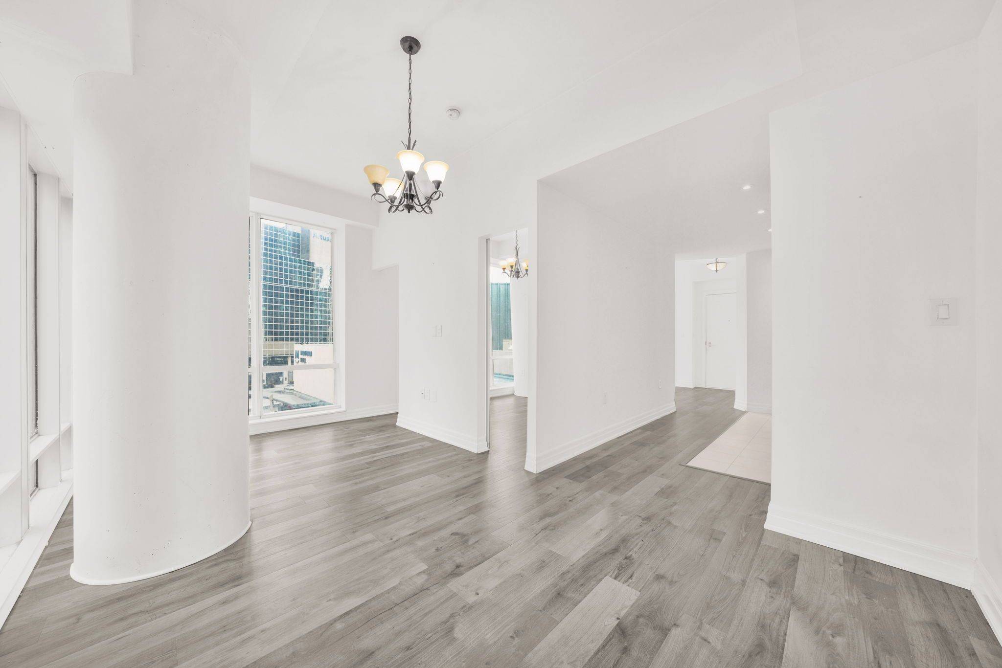 8 The Esplanade ST #506, Toronto C08, ON M5E 0A6