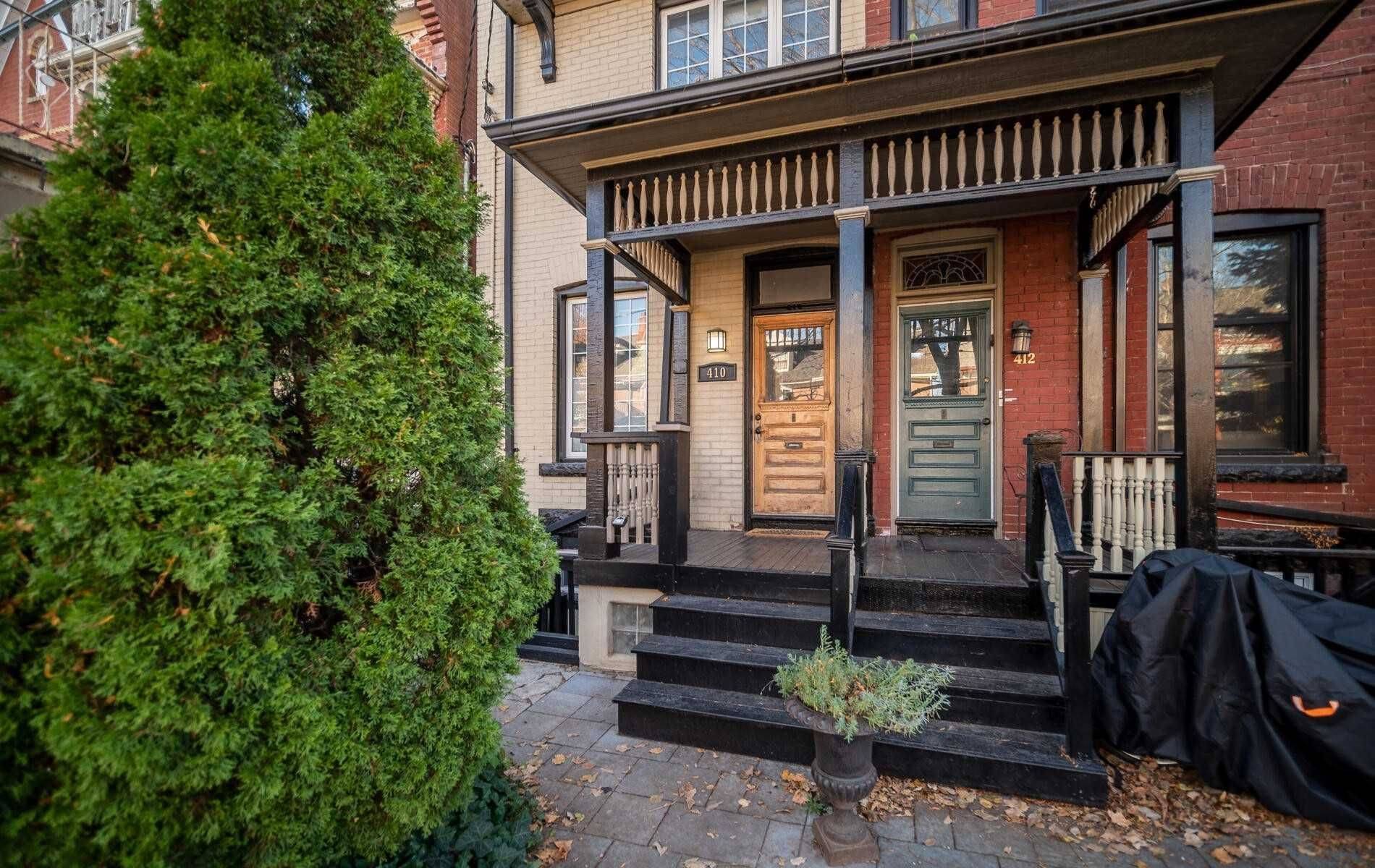 Toronto C01, ON M6G 2V7,410 Manning AVE #BSMT