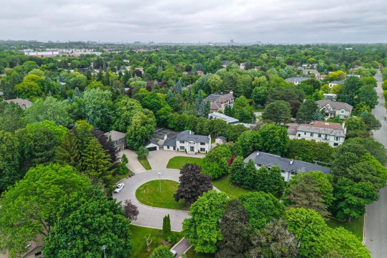 Markham, ON L3T 2V3,3 Rosea CT