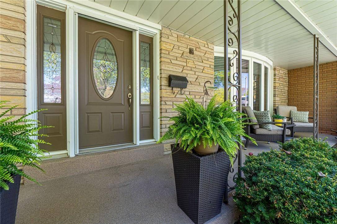 Burlington, ON L7L 1H1,296 Glen Afton DR
