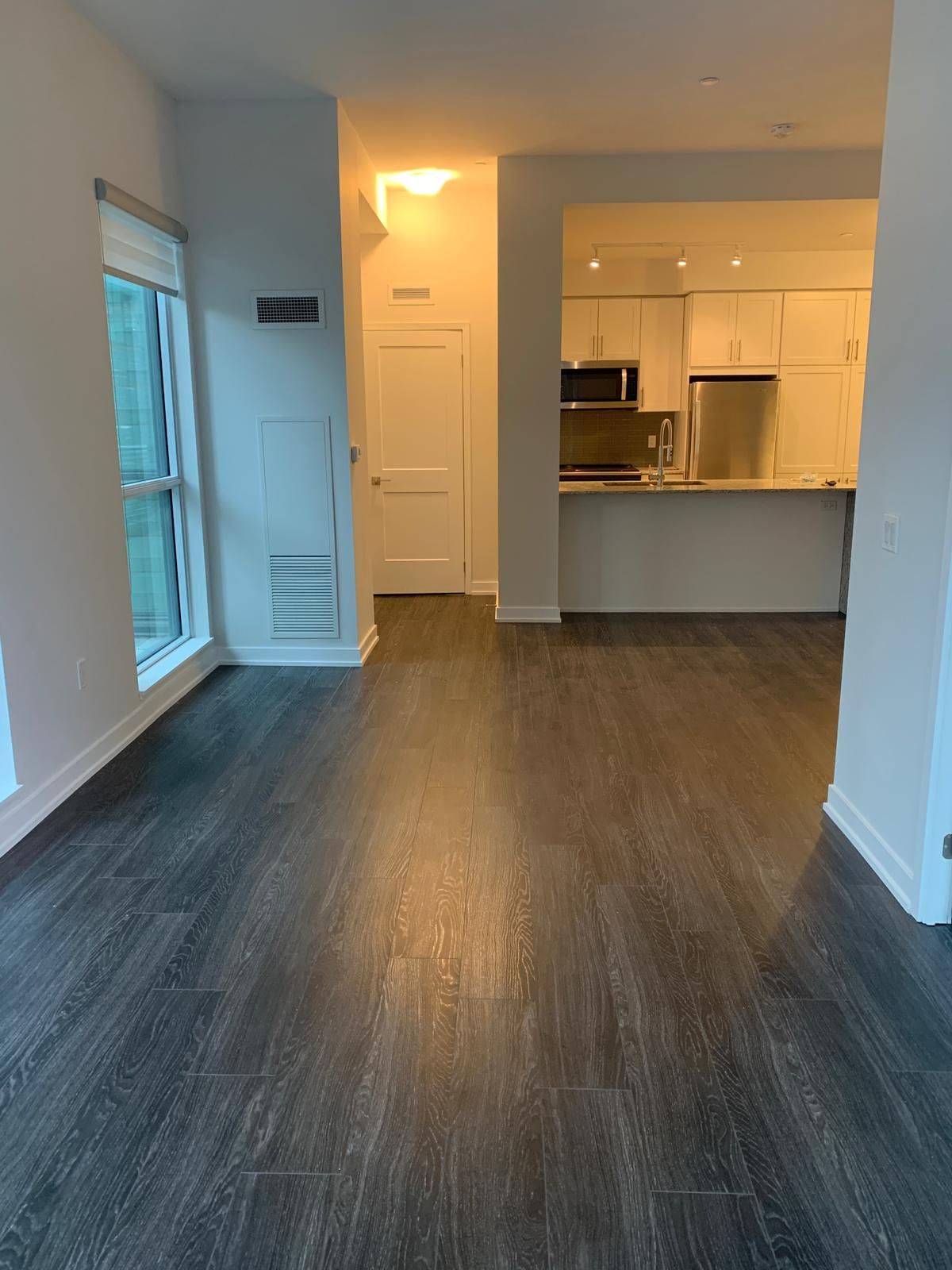Mississauga, ON L5B 0K9,4085 Parkside Village DR #507