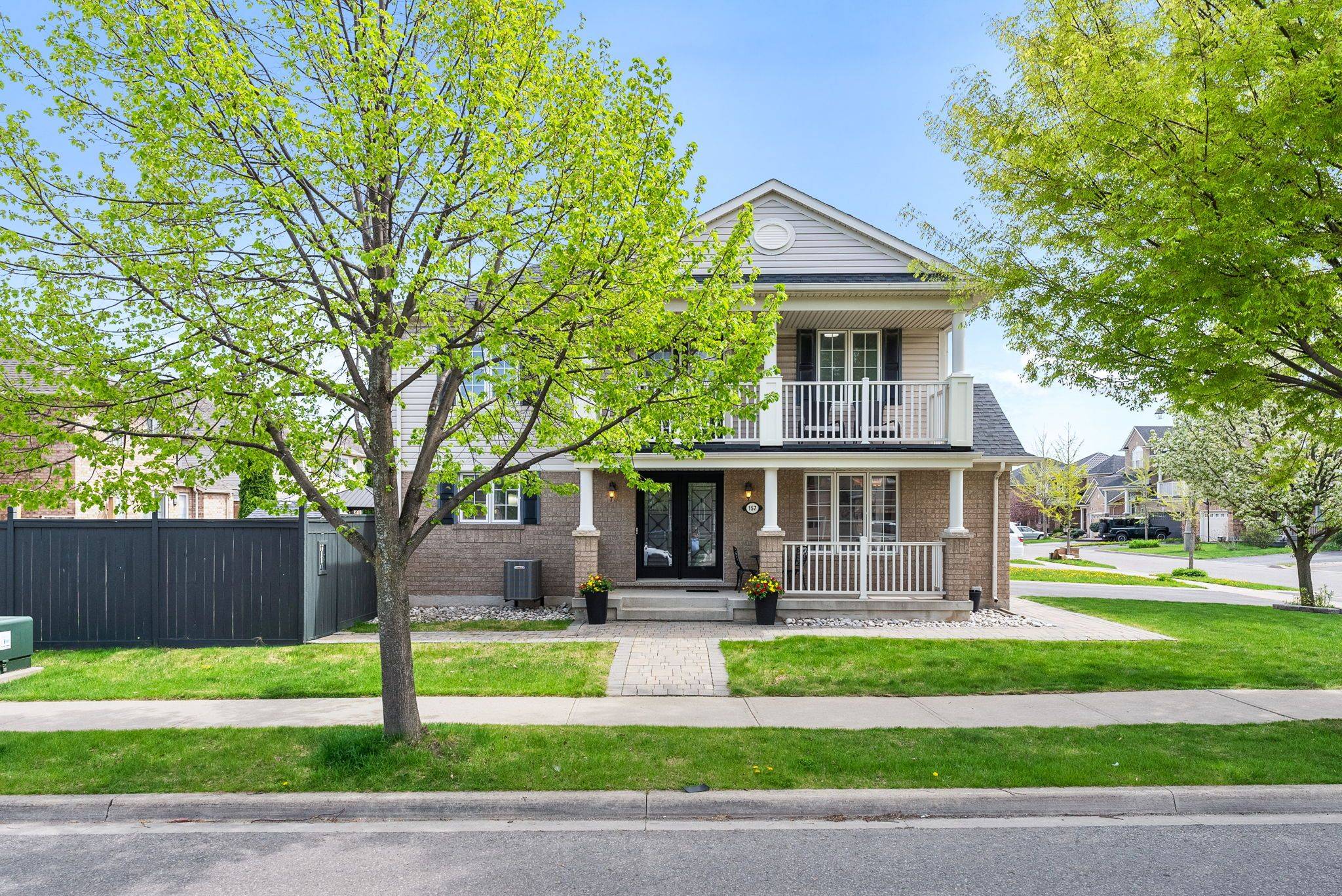 Brampton, ON L6X 0L2,157 Fandango DR