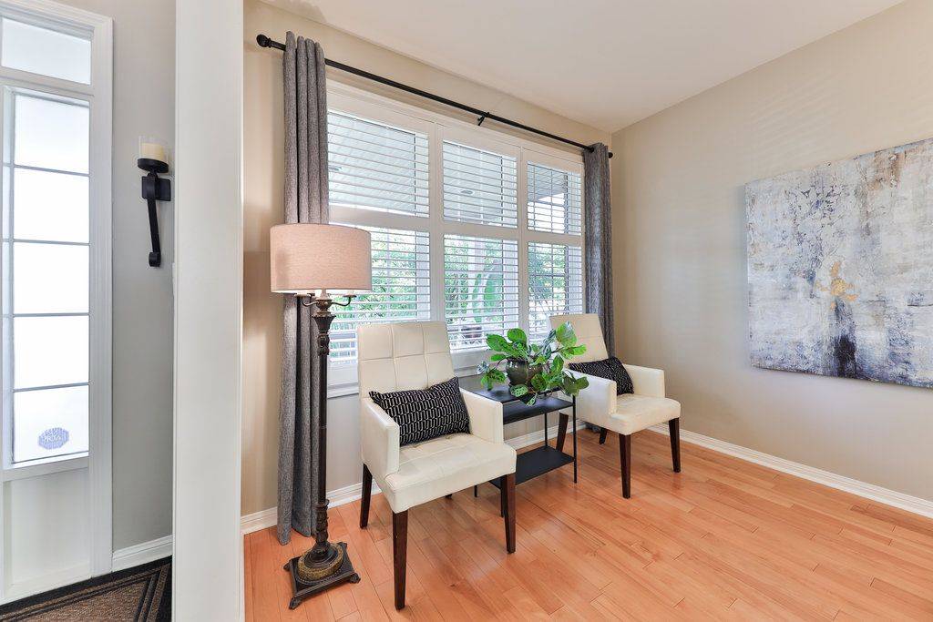 Milton, ON L9T 5K1,591 Caverhill CRES
