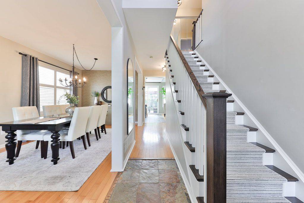 Milton, ON L9T 5K1,591 Caverhill CRES