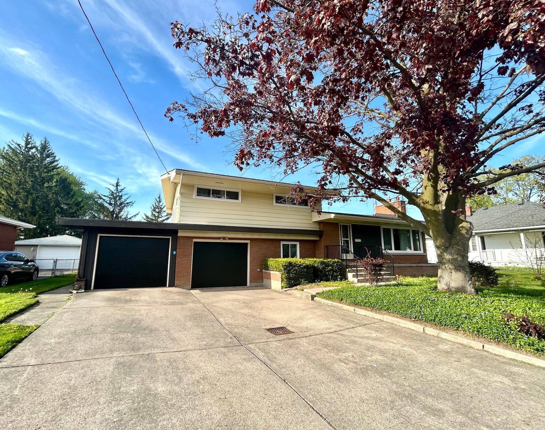 Welland, ON L3C 4W9,464 Fitch ST