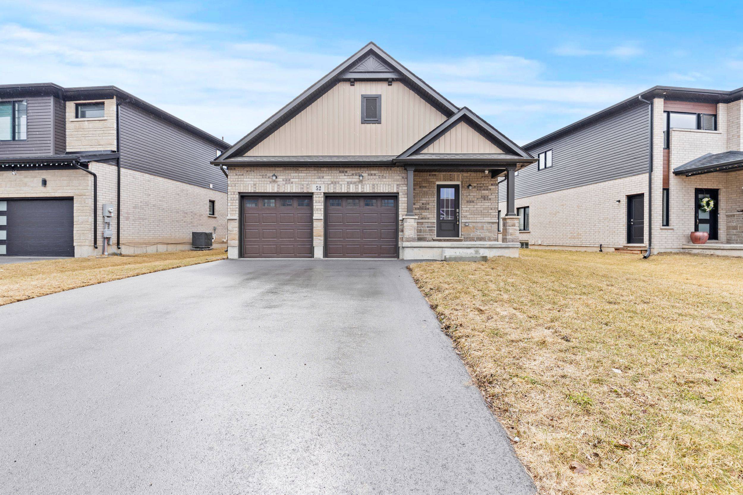 52 Bur Oak DR, Thorold, ON L2V 0L9