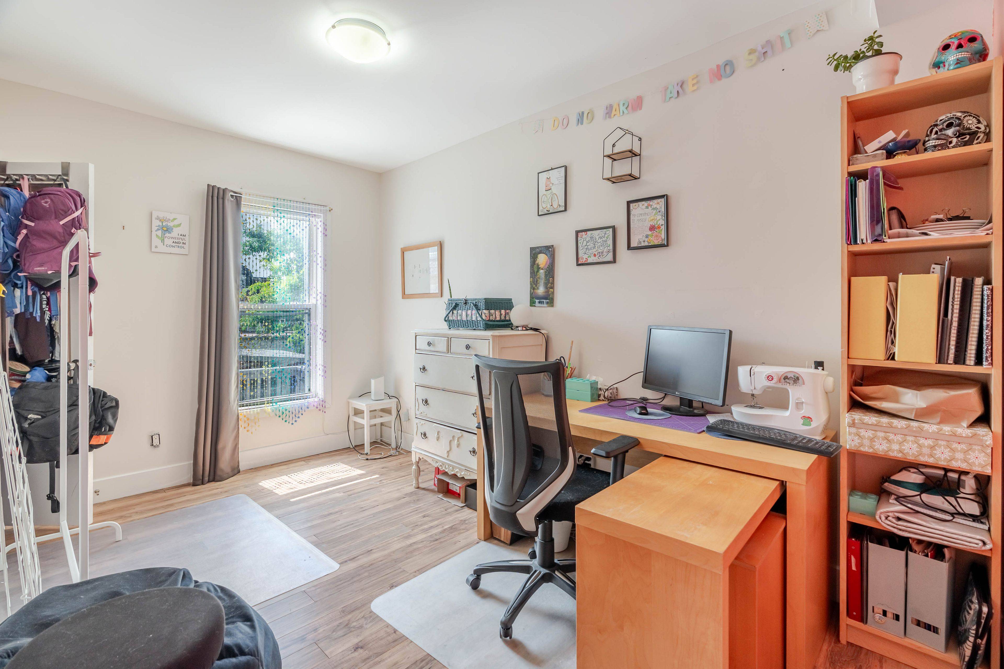 West Centre Town, ON K1R 7A7,90-94 Cambridge ST N