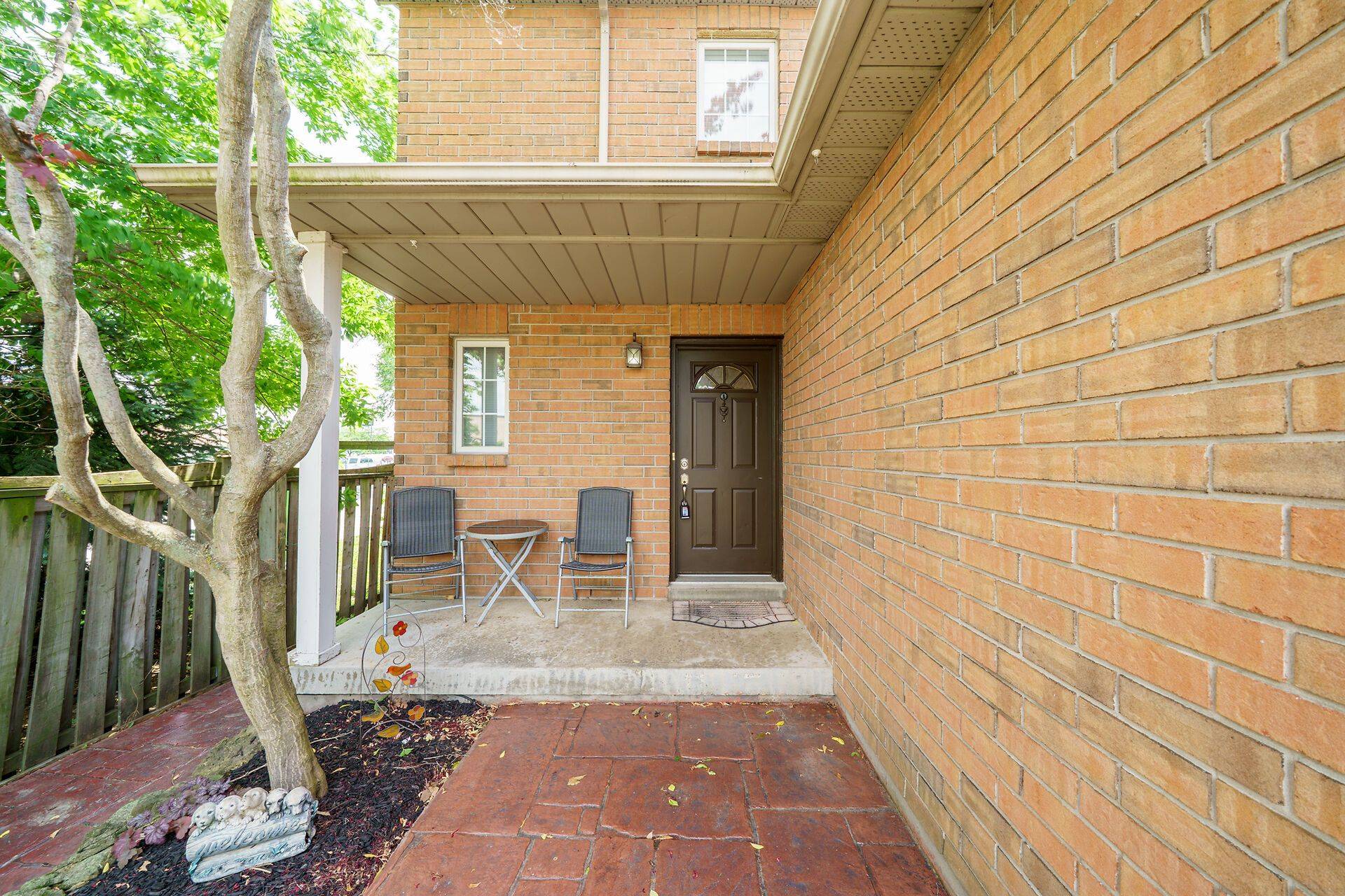 St. Catharines, ON L2N 7R3,12 JORDAN CT