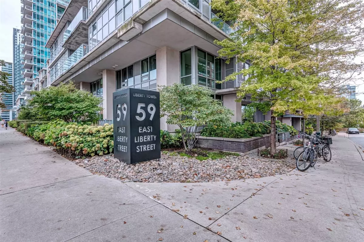 Toronto C01, ON M6K 3R1,59 East Liberty ST #209