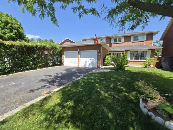 38 Robinson CRES, Whitby, ON L1N 6W5