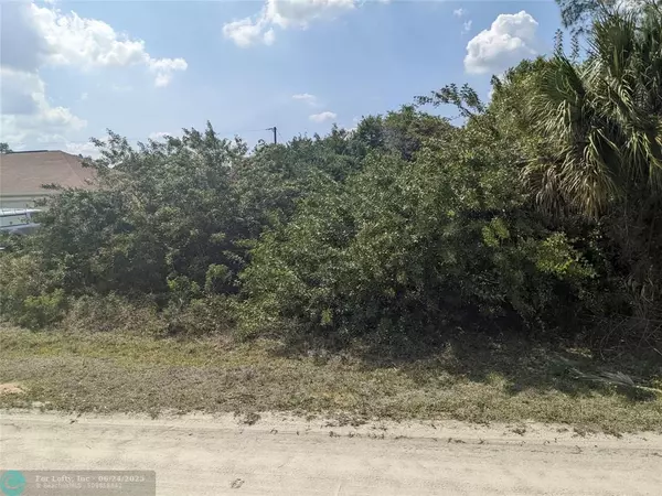 Vero Beach, FL 32967,8665 98th Court