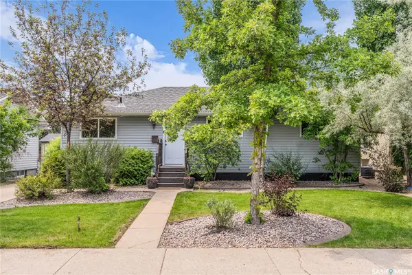 2522 York AVENUE, Saskatoon, SK S7J 1J7