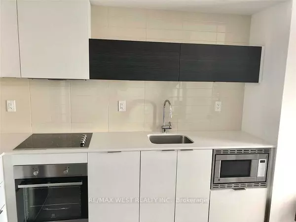 Toronto W08, ON M9B 0C3,20 Thomas Riley RD #1208