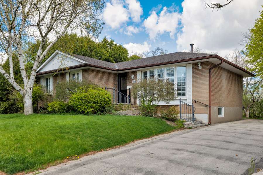 1181 Newton RD, Oakville, ON L6H 2A1
