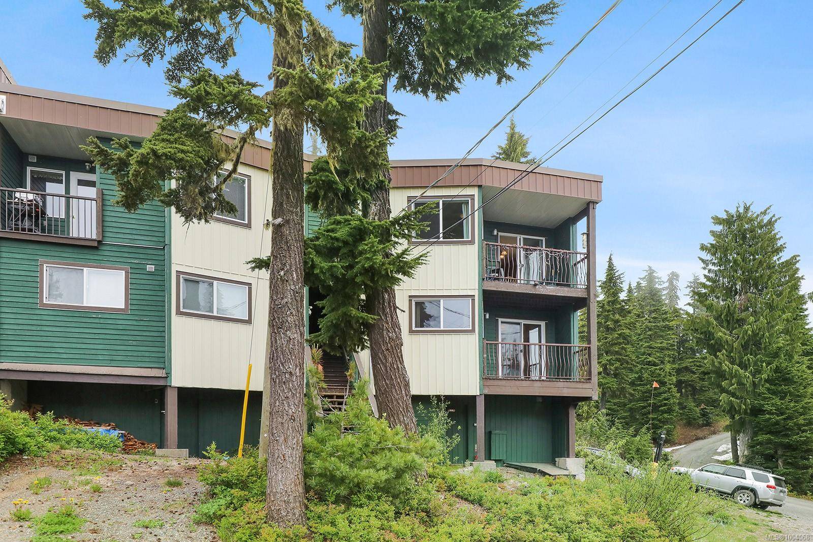 736 ALBERT EDWARD Pl #5, Courtenay, BC V9J 1L0