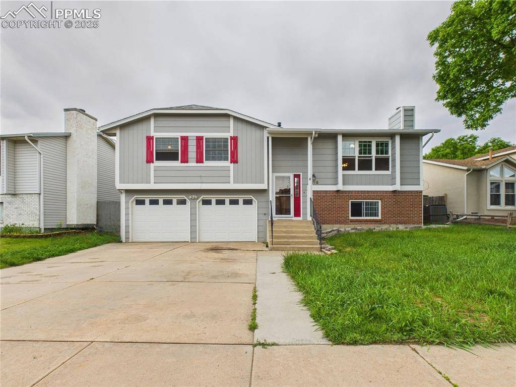1018 Rancher DR, Fountain, CO 80817