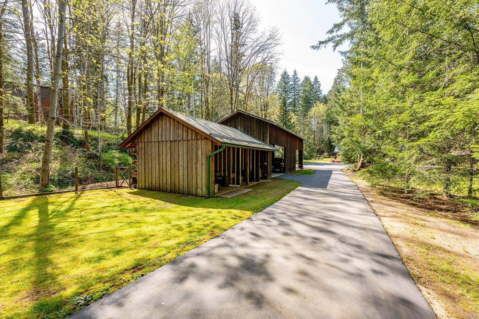 Black Creek, BC V9J 1E9,3689 James Cres