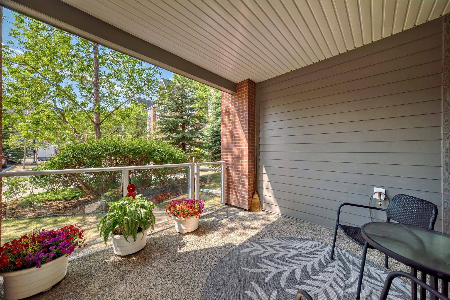 Calgary, AB T2Y5B5,15 Everstone DR SW #178