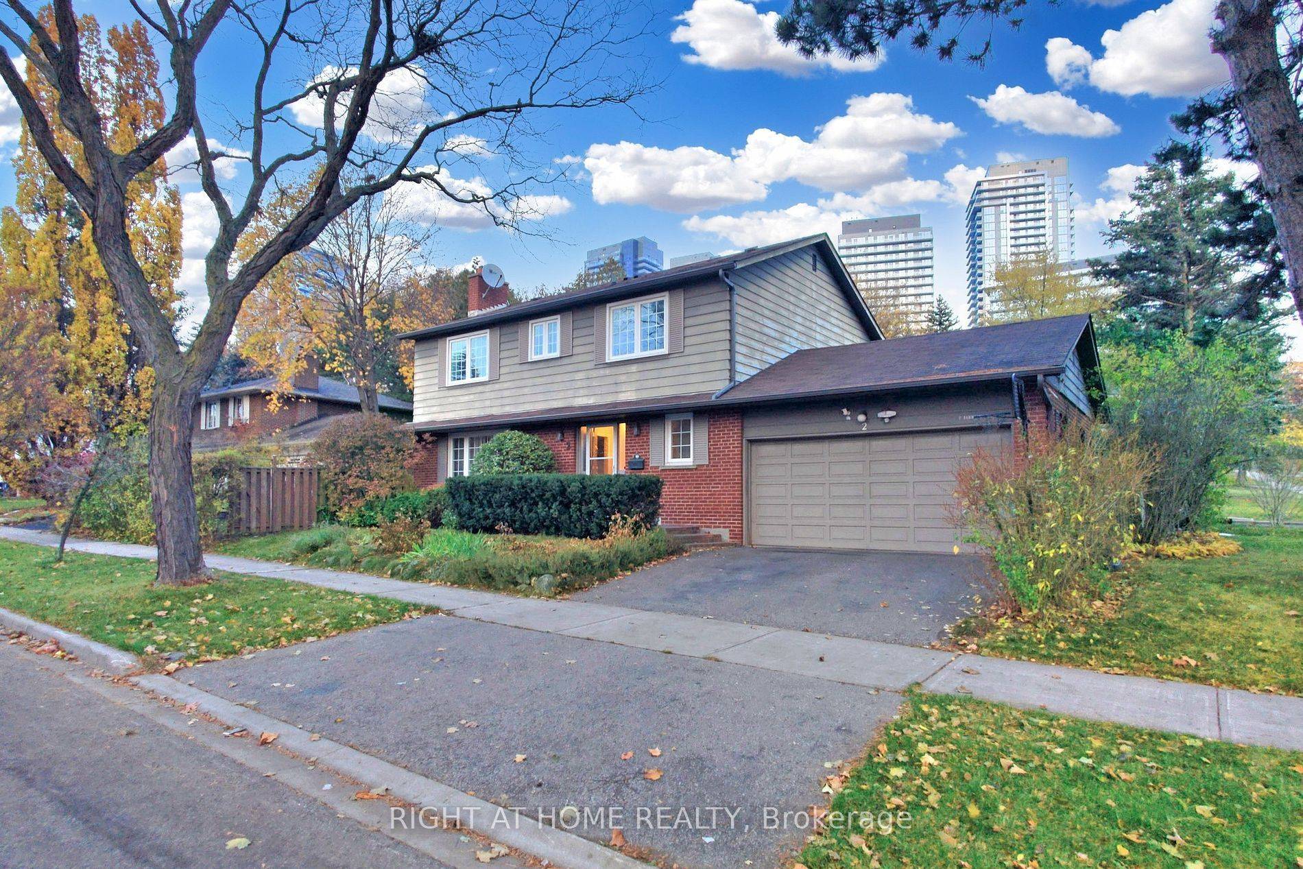 Toronto C15, ON M2J 1G4,2 Farmview CRES