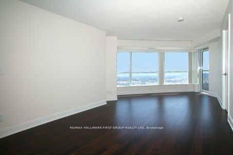 Toronto E07, ON M1S 0G4,135 Village Green SQ #2417