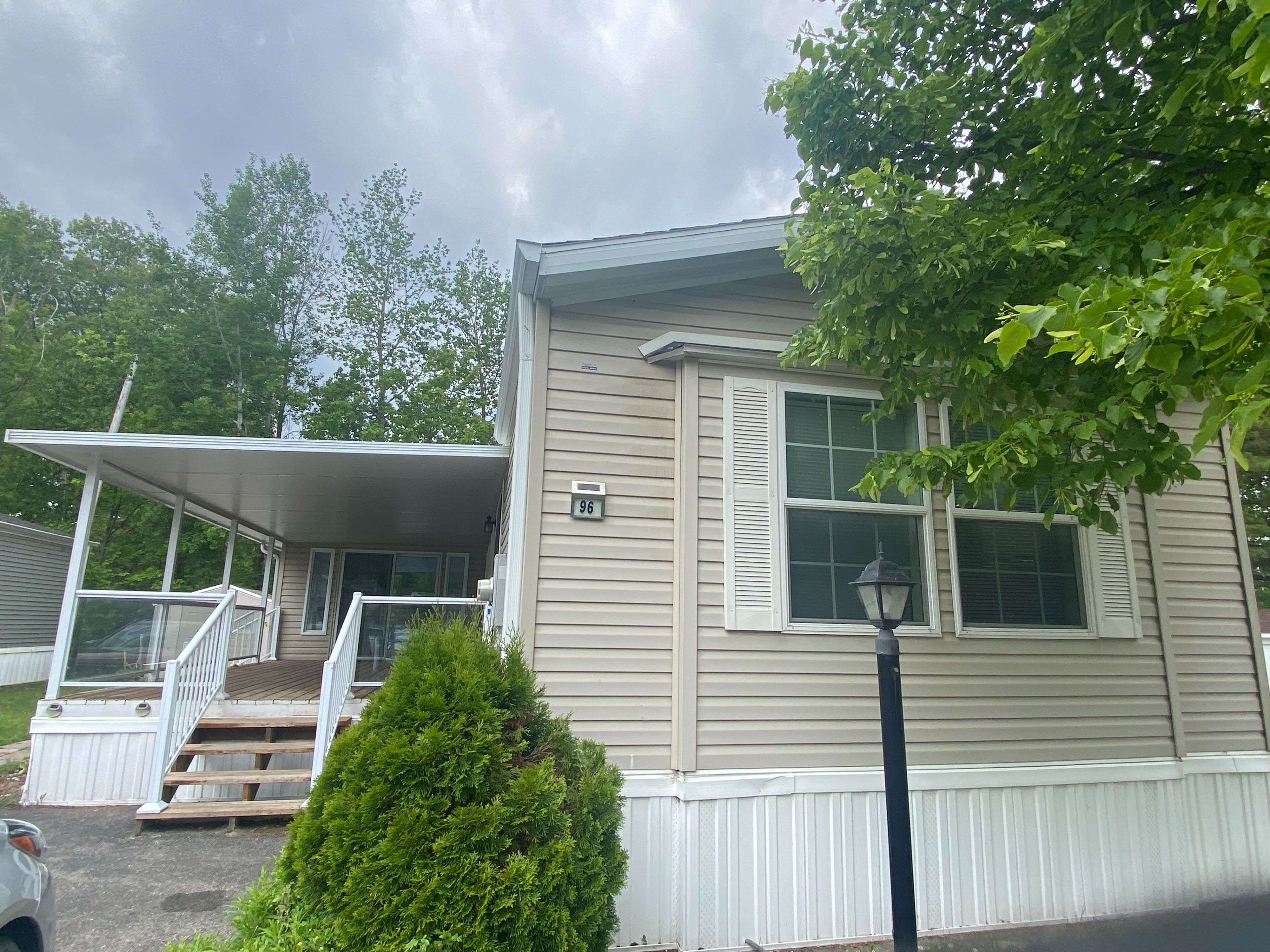 Wasaga Beach, ON L9Z 1K7,96 Georgian Glen DR
