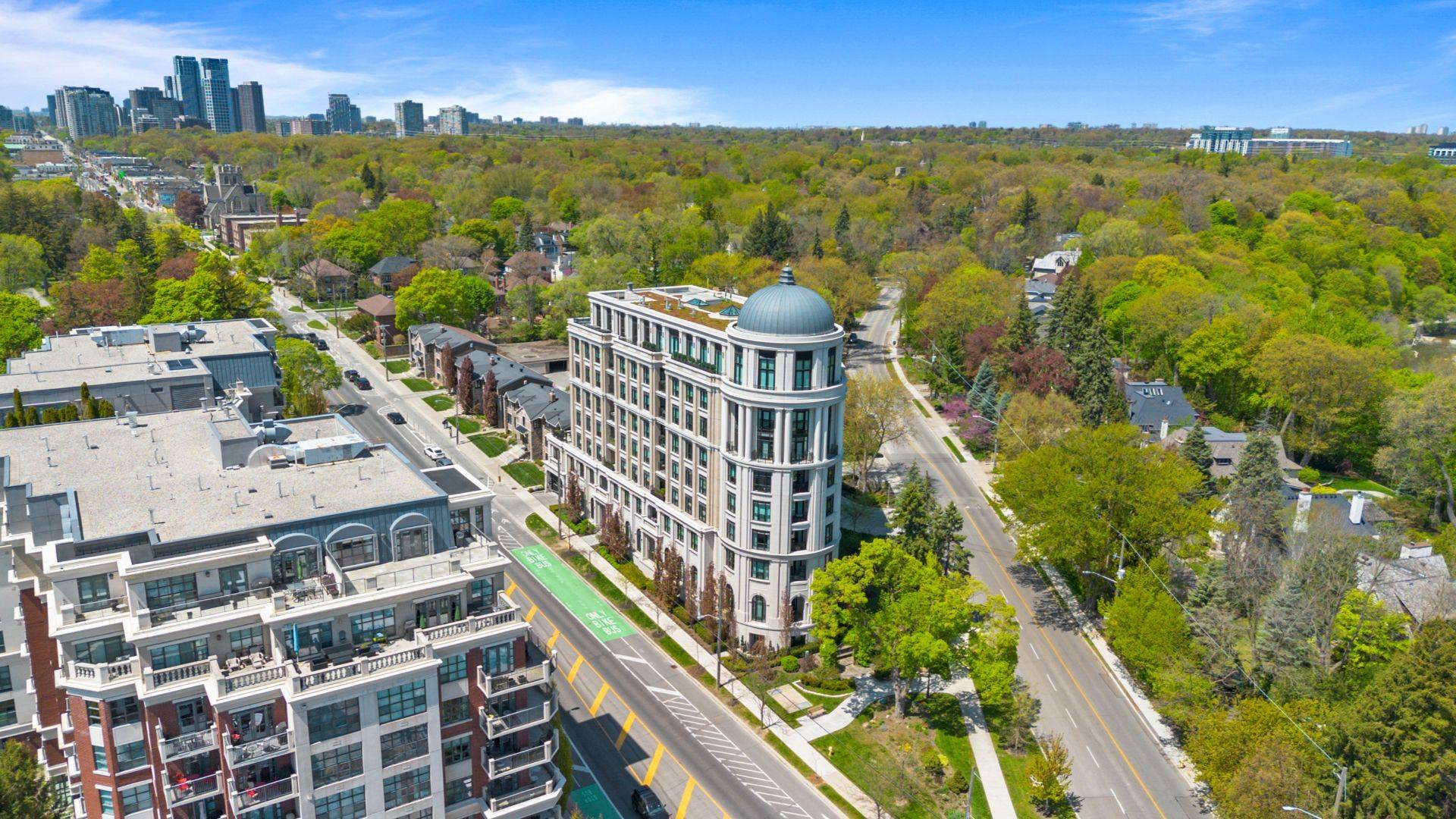 Toronto W08, ON M8X 2T1,4 The Kingsway N/A #505