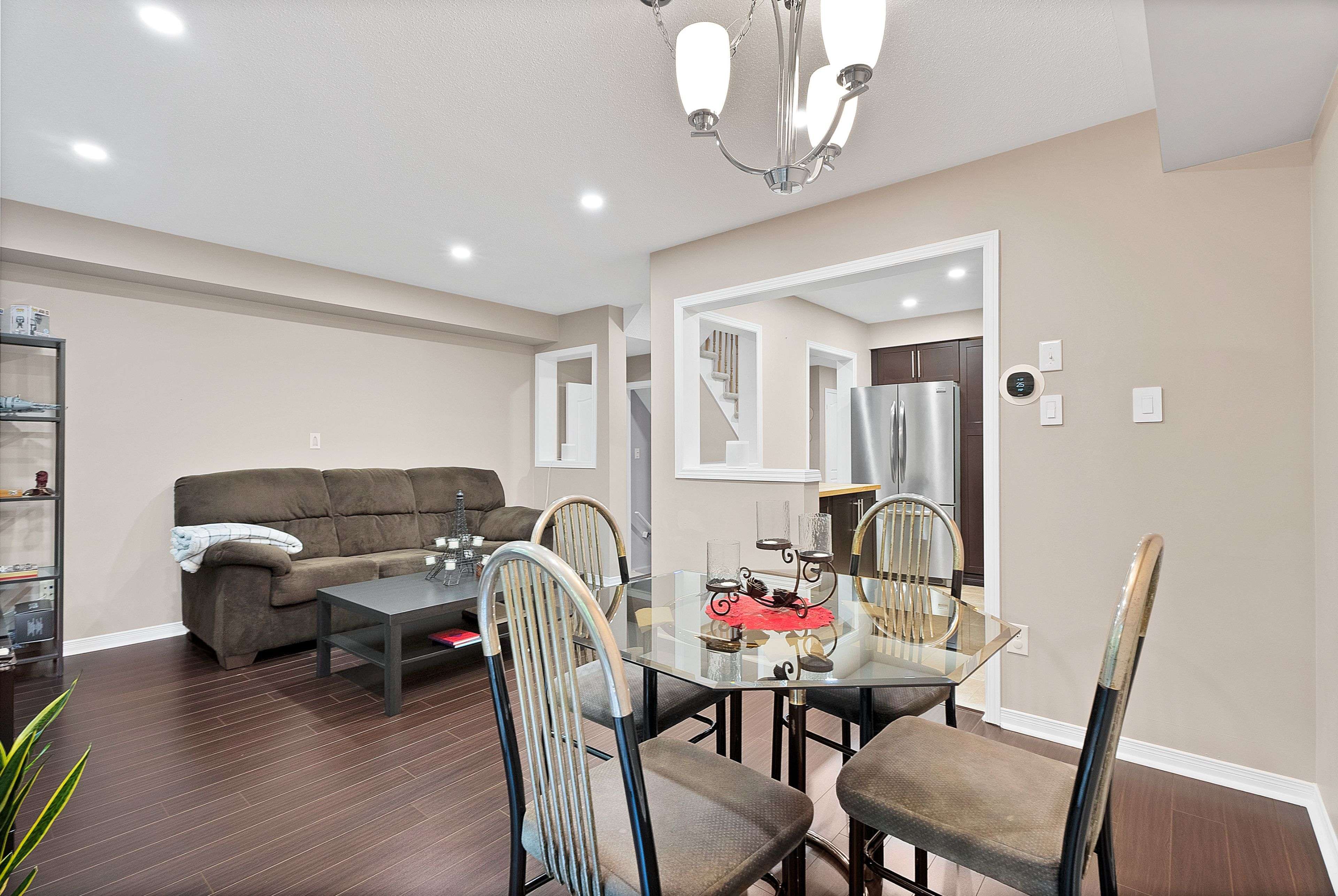 Mississauga, ON L5W 2A5,7360 Zinnia PL #152